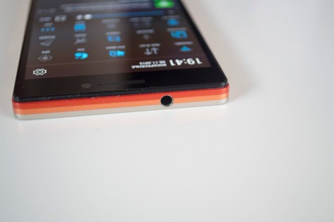 Обзор Lenovo VIBE X2