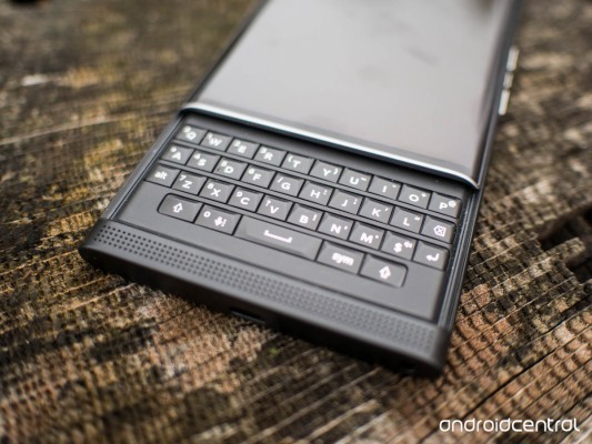 Обзор BlackBerry Priv: смартфон, который должен спасти компанию