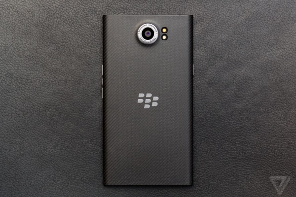 Обзор BlackBerry Priv: смартфон, который должен спасти компанию