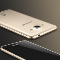 Samsung анонсировала бюджетник Galaxy J3(6)