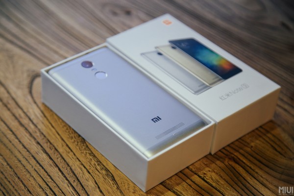Xiaomi официально представила смартфон Redmi Note 3 и планшет Mi Pad 2