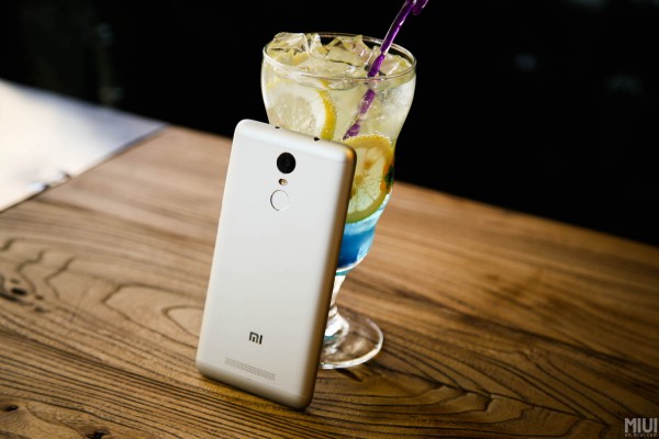 Xiaomi официально представила смартфон Redmi Note 3 и планшет Mi Pad 2