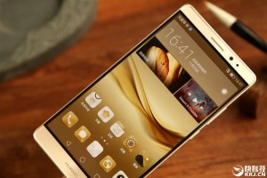 Живые фото и распаковка фаблета Huawei Mate 8