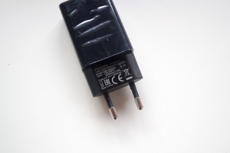 Обзор Philips Xenium V526