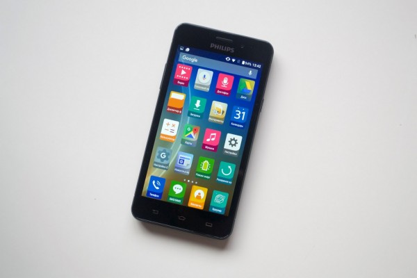 Обзор Philips Xenium V526