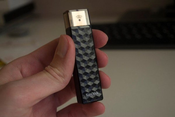 Обзор Sandisk Connect и мини-обзор Sandisk Ultra Fit