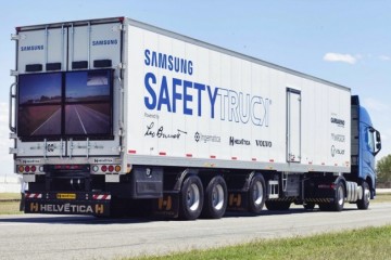 Samsung тестирует технологию безопасного обгона для грузовиков