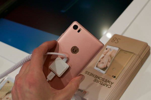 Фотоотчет команды Трешбокс.ру с выставки MWC 2016 — день второй