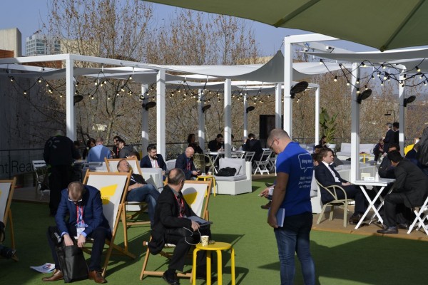 Фотоотчет команды Трешбокс.ру с выставки MWC 2016 — день второй