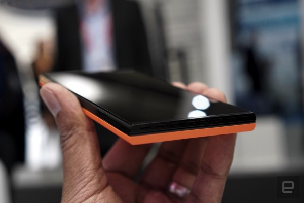 Jolla и Intex показали новый смартфон с Sailfish OS