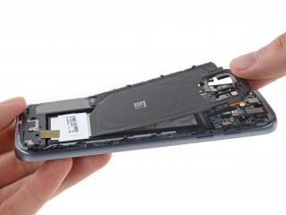 Разбор Samsung Galaxy S7 от iFixit