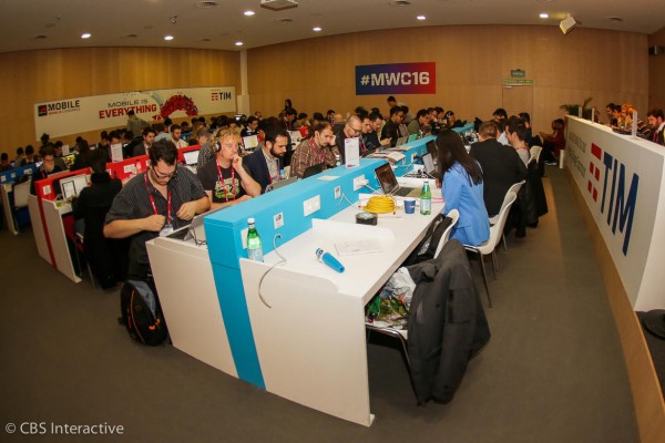 Как устроена выставка MWC