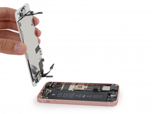 Что внутри iPhone SE