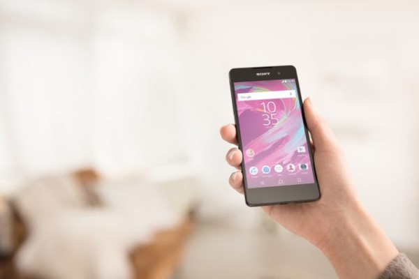 Бюджетный Sony Xperia E5 представлен официально