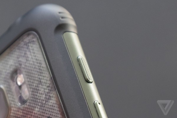 Представлен защищенный Samsung Galaxy S7 Active