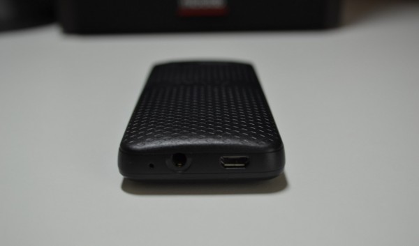 Обзор Philips Xenium E103