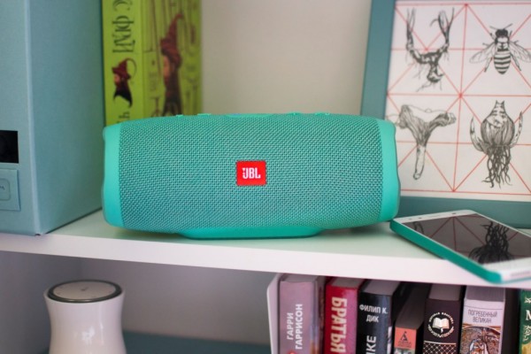 Обзор колонки JBL Charge 3