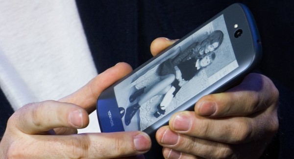 Yotaphone 3
