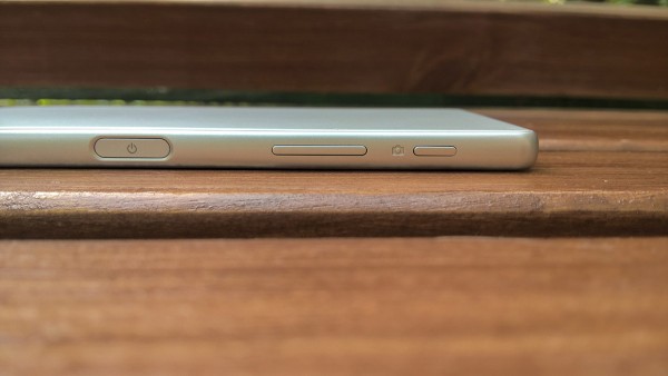 Обзор смартфона Sony Xperia X