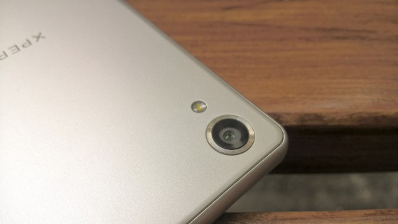Обзор смартфона Sony Xperia X