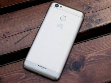Обзор Micromax Canvas Juice 4 Q465