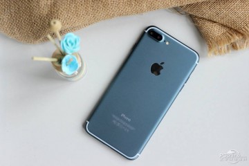 Первые фото работающего iPhone 7 Plus в новом цвете