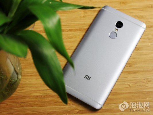 Xiaomi Redmi Note 4: распаковка и первый взгляд