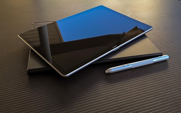 Обзор планшета Huawei MateBook