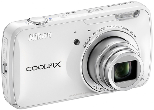 Nikon представила свою Android-камеру Nikon представила свою Android-камеру