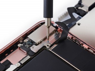 Что внутри iPhone 7 Plus — разборка смартфона