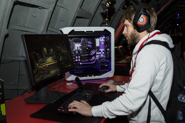 Фотоотчет: ASUS ROG представили новые машины на основе NVIDIA GeForce GTX 10‑й серии