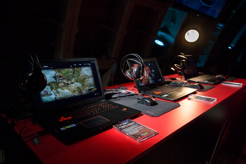 Фотоотчет: ASUS ROG представили новые машины на основе NVIDIA GeForce GTX 10‑й серии
