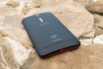 Обзор зефирного ASUS ZenFone 2 Deluxe SE