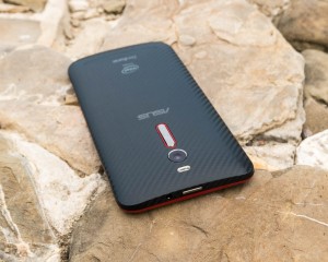 Обзор зефирного ASUS ZenFone 2 Deluxe SE