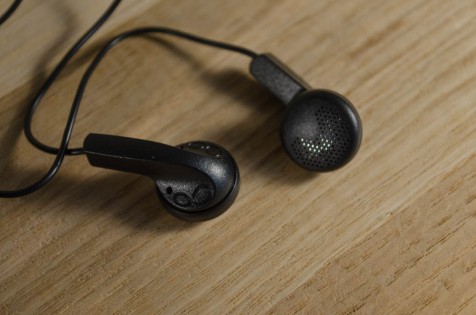 Обзор Philips S326