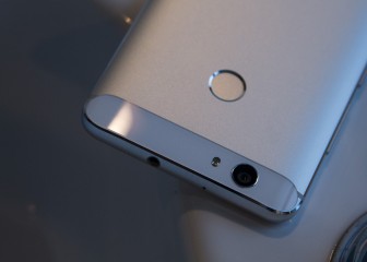 Обзор Huawei Nova CAN-L11 — Внешний вид. 13