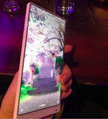 Xiaomi Mi MIX выйдет в белом цвете