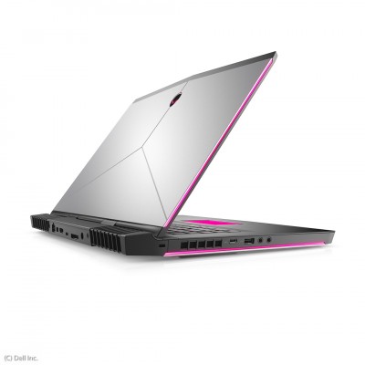 В России стартовали продажи Alienware 15 и 17