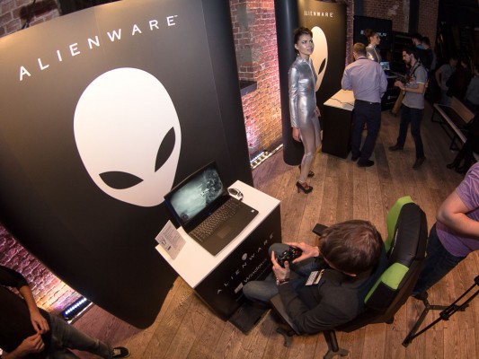В России стартовали продажи Alienware 15 и 17