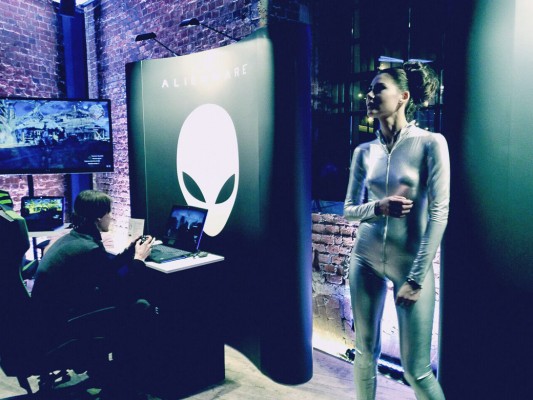 В России стартовали продажи Alienware 15 и 17