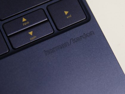 Обзор ASUS ZenBook 3 (UX390UA) — Звук. 1