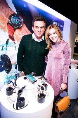 Samsung показал умные часы Gear S3