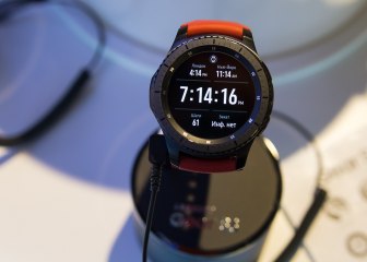 Samsung показал умные часы Gear S3