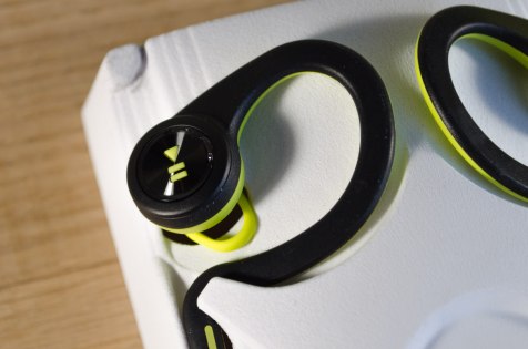 Обзор Plantronics BackBeat FIT — Внешний вид. 3