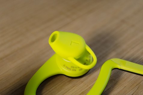 Обзор Plantronics BackBeat FIT — Внешний вид. 9