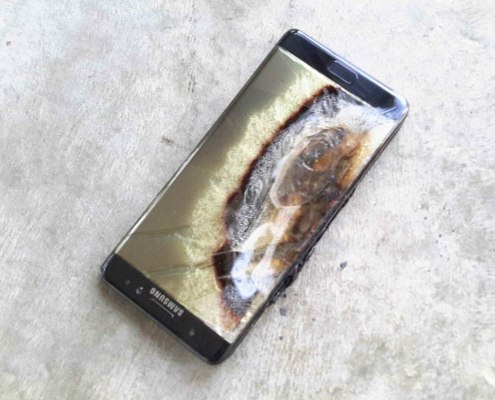 Точка доступа Wi-Fi с названием «Galaxy Note 7» отменила авиарейс
