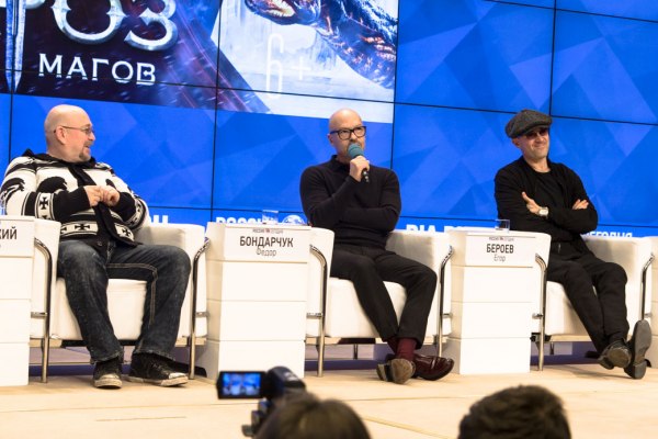 Trashbox оценил российское новогоднее фэнтези «Дед Мороз. Битва Магов»