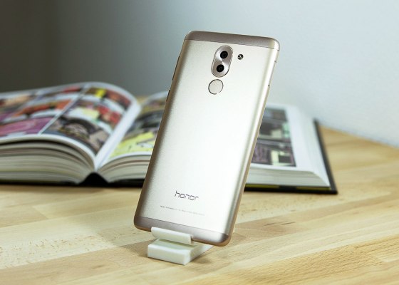 Обзор Honor 6X — Дизайн. 5