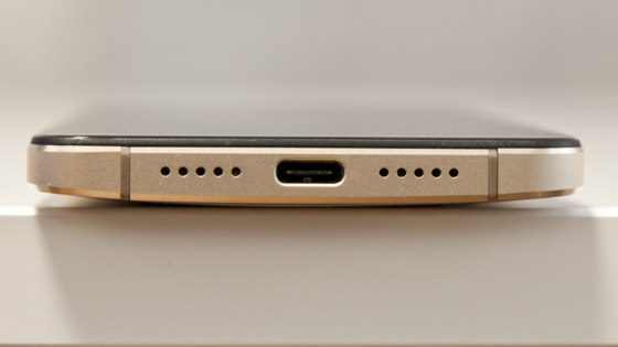 Обзор UMi MAX — Внешний вид. 8
