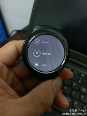 Фотографии умных часов от HTC утекли в сеть